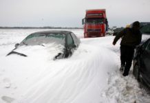 Pentru soferii inzapeziti: sunati la asiguratori inainte de a abandona masina!