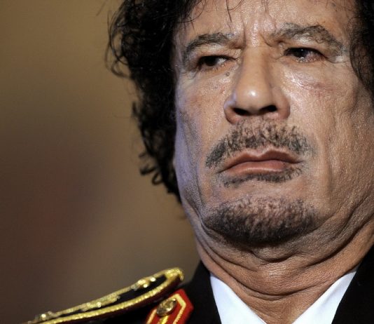 Muammar Gaddafi a fost omorat in orasul sau natal Syrta