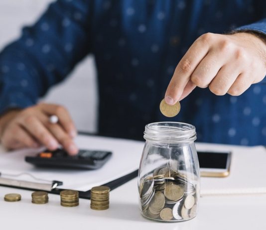 Cheltuielile cu impozitele cresc la 16,6% din costurile totale ale menajelor