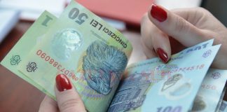 Uitati-va la ele cat sunt de mici! Pensiile si salariile