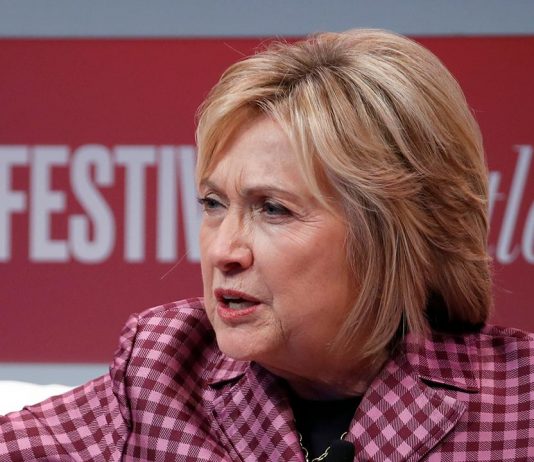 Clinton si Lavrov discuta probleme cheie