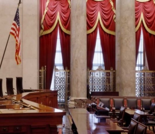 Un nou proiect de lege ar adauga 4 locuri la Curtea Suprema din USA