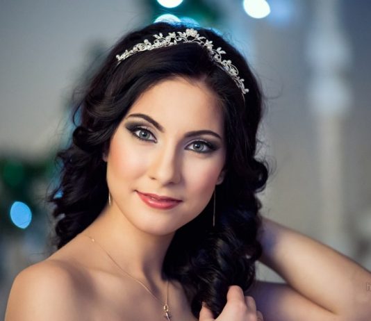 Machiaj de mireasa pentru brunete cu ochi verzi