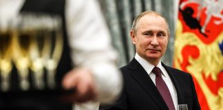 De ce s-a indragostit America alba furiosa de Putin