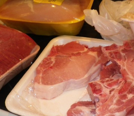 Puteti dezgheta si recongela carnea: cinci mituri privind siguranta alimentara