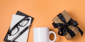 5 Idei de cadouri corporate pentru a motiva angajații