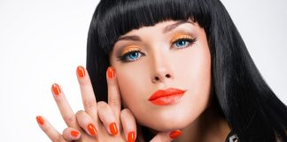 Fii pregătită oricând pentru noi cliente, cu un kit unghii gel