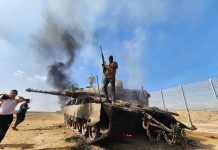 Atacurile aeriene continua, in timp ce Israelul recupereaza cadavrele luptatorilor Hamas
