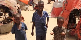 Pana la 20.000 de copii stramutati din calea dezastrelor naturale, potrivit UNICEF