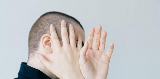 10 indrumari stiintifice pentru a invinge timiditatea