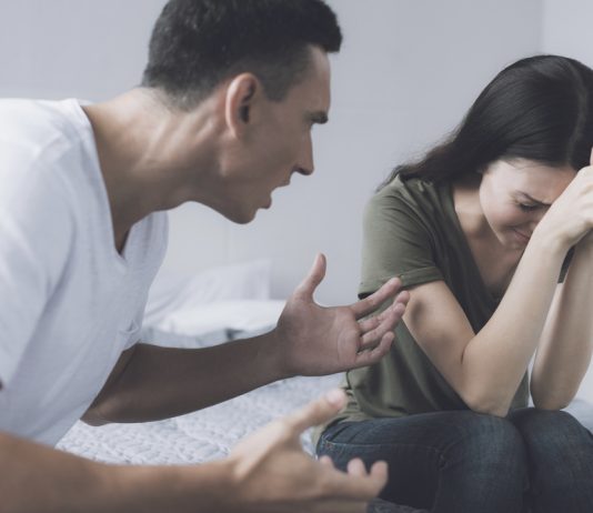 6 semne subtile si contradictorii ca partenerul tau este „toxic”