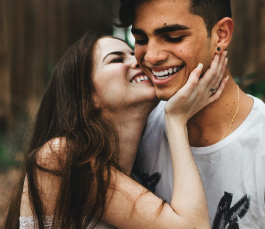 6 semne comune ale unei relatii sanatoase