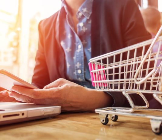 Cumparaturile online sunt mai durabile decat cumparaturile offline?