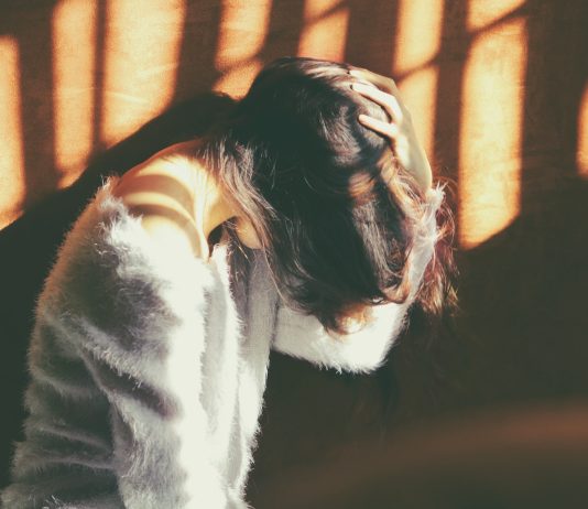 10 efecte ale anxietatii asupra corpului si cum le puteti minimiza