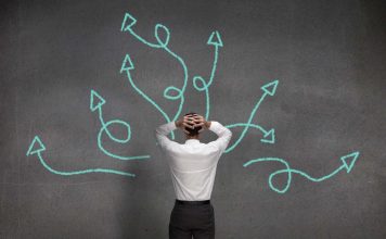 Erorile mentale care ne saboteaza deciziile