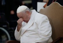 Gafa cu „steagul alb” a Papei declanseaza indignare in Ucraina