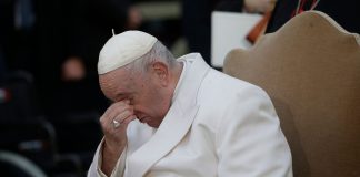 Gafa cu „steagul alb” a Papei declanseaza indignare in Ucraina