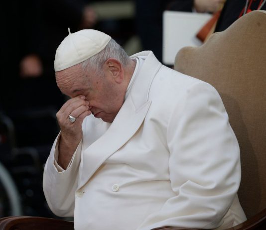 Gafa cu „steagul alb” a Papei declanseaza indignare in Ucraina