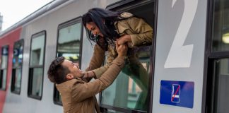 Cum sa mentii pasiunea intr-o relatie la distanta?