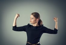 6 trasaturi ale femeilor care nu au nevoie de o relatie pentru a se simti complete