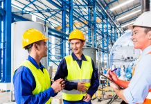 Motive pentru care să angajezi forța de muncă din Asia