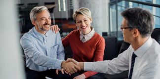 Cum te poate ajuta un expert să îți alegi asigurarea de care chiar ai nevoie